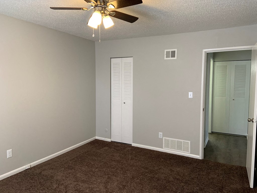 Cambridge Commons Apartments, 5145 Northeast Chouteau Trafficway, Kansas City, MO RentCafe